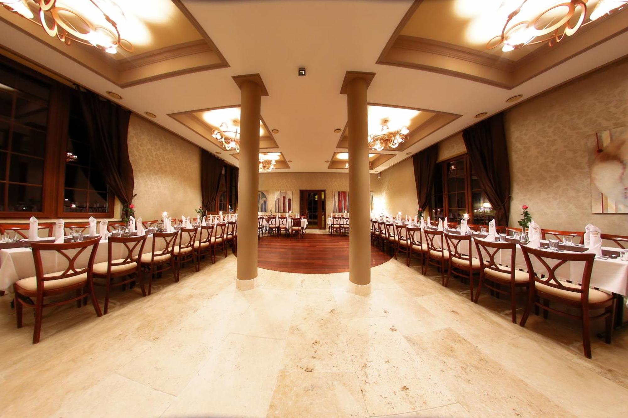 Hotel Klewinowo Conference & Spa Екстер'єр фото
